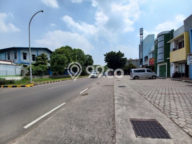 Ruko Area Premium di Cikarang, Luas 90m², Jalan Utama Ruko Area Premium di Cikarang, Luas 90m², Jalan Utama