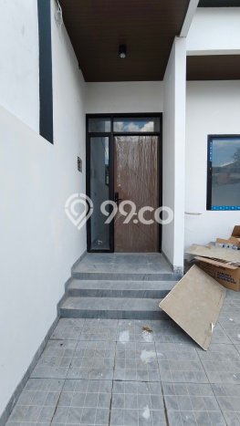 Dijual Rumah Premium dengan Fasilitas Sekitar Komplit di Kebon Jeruk, Jakarta Barat Dijual Rumah Premium dengan Fasilitas Sekitar Komplit di Kebon Jeruk, Jakarta Barat