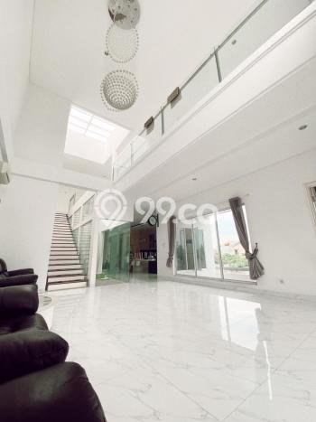 Jual Rumah Luas Elegan Dengan View Eksklusif di Kalideres, Jakarta Barat Jual Rumah Luas Elegan Dengan View Eksklusif di Kalideres, Jakarta Barat