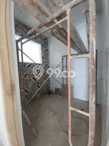 For Sale! Luxury House LT 225m2 Desain Elegan di Puri Indah For Sale! Luxury House LT 225m2 Desain Elegan di Puri Indah