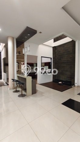 Hunian Elit LB 359m2 Siap Huni Desain Elegan di Green Ville, Jakarta Barat Hunian Elit LB 359m2 Siap Huni Desain Elegan di Green Ville, Jakarta Barat