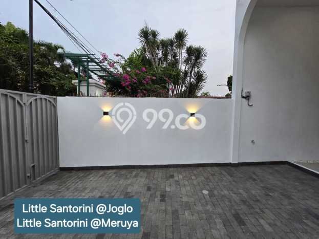 Dijual Rumah Mewah Elegan Dengan View Cantik di Joglo, Jakarta Barat Dijual Rumah Mewah Elegan Dengan View Cantik di Joglo, Jakarta Barat