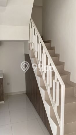 Dijual Rumah 4 Kamar Lokasi Strategis Nyaman dan Strategis di Karawaci Dijual Rumah 4 Kamar Lokasi Strategis Nyaman dan Strategis di Karawaci