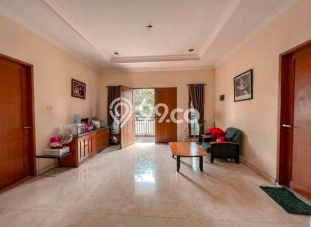 Rumah Luxury Modern Tanpa Renovasi di Meruya Jakarta Barat Rumah Luxury Modern Tanpa Renovasi di Meruya Jakarta Barat