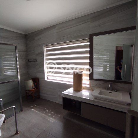 Rumah Luxury Modern Siap Huni di Modernland Tangerang Rumah Luxury Modern Siap Huni di Modernland Tangerang