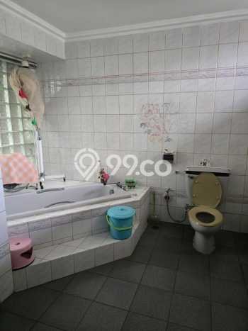 Ready to Use! Luxury House LT 396m2 Desain Elegan di Modernland Ready to Use! Luxury House LT 396m2 Desain Elegan di Modernland