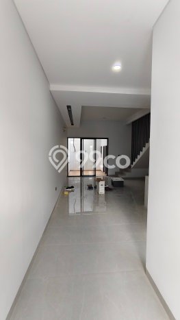 Dijual Rumah Premium dengan Fasilitas Sekitar Komplit di Kebon Jeruk, Jakarta Barat Dijual Rumah Premium dengan Fasilitas Sekitar Komplit di Kebon Jeruk, Jakarta Barat