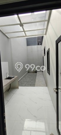 Rumah Luxury Modern Tanpa Renovasi di Villa Meruya Jakarta Barat Rumah Luxury Modern Tanpa Renovasi di Villa Meruya Jakarta Barat