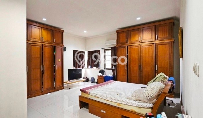 Rumah Luxury Modern Tanpa Renovasi di Meruya Jakarta Barat Rumah Luxury Modern Tanpa Renovasi di Meruya Jakarta Barat