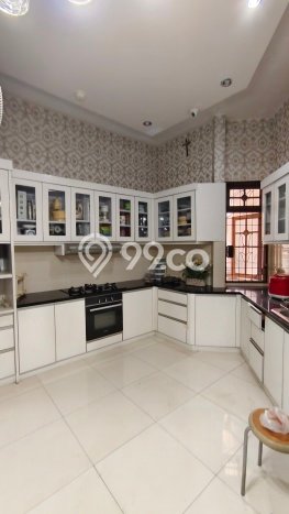 Rumah Elit Modern Tanpa Renovasi di Citra Garden Jakarta Barat Rumah Elit Modern Tanpa Renovasi di Citra Garden Jakarta Barat