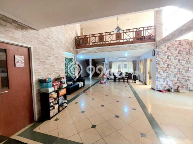 Hunian Mewah LB 1000m2 Siap Huni Desain Elegan di Semanan, Jakarta Barat Hunian Mewah LB 1000m2 Siap Huni Desain Elegan di Semanan, Jakarta Barat
