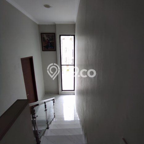 Rumah Luxury Modern Siap Huni di Modernland Tangerang Rumah Luxury Modern Siap Huni di Modernland Tangerang