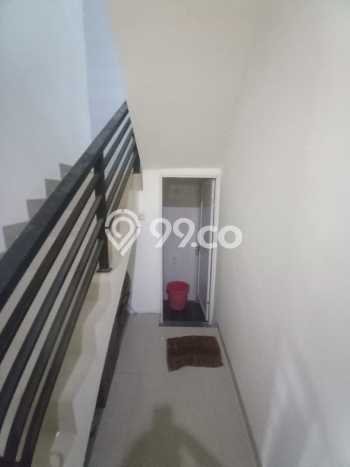 Rumah Modern 3 KT di Joglo Jakarta Barat Semi Furnished Rumah Modern 3 KT di Joglo Jakarta Barat Semi Furnished