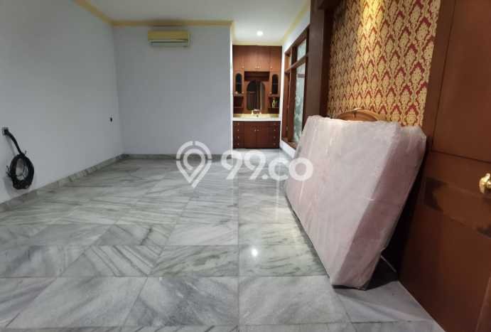 Jual Rumah Mewah Elegan Dengan View Cantik di Meruya, Jakarta Barat Jual Rumah Mewah Elegan Dengan View Cantik di Meruya, Jakarta Barat