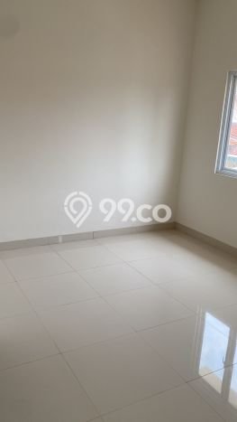 Dijual Rumah 4 Kamar Lokasi Strategis Nyaman dan Strategis di Karawaci Dijual Rumah 4 Kamar Lokasi Strategis Nyaman dan Strategis di Karawaci