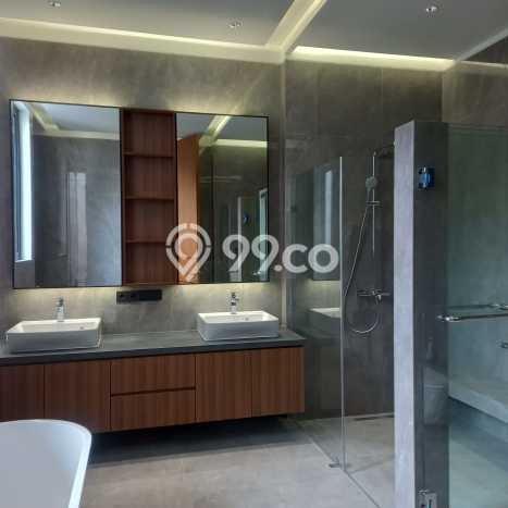 Rumah Eksklusif Dijual LT 517m2 di Cilandak, Jakarta Selatan Rumah Eksklusif Dijual LT 517m2 di Cilandak, Jakarta Selatan