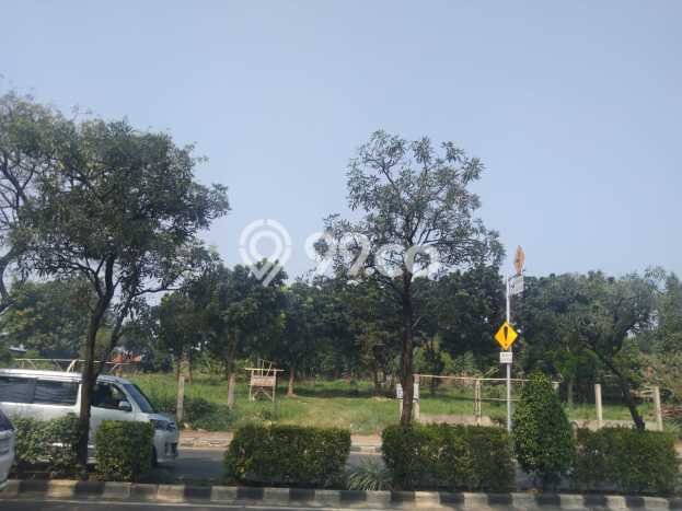 Jual Tanah Lokasi Strategis di Serpong, Luas 9005m2m², Dekat Fasilitas Umum Jual Tanah Lokasi Strategis di Serpong, Luas 9005m2m², Dekat Fasilitas Umum