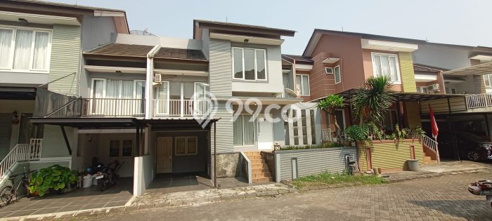 For Sale Rumah Elit Exclusive di Ciputat, Tangerang Selatan For Sale Rumah Elit Exclusive di Ciputat, Tangerang Selatan