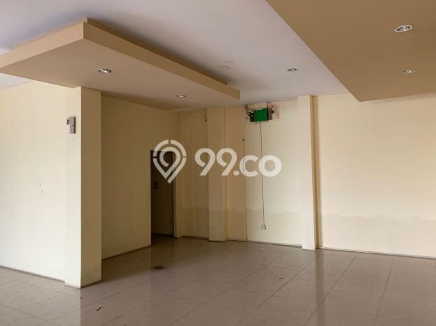 Ruko Dijual di Jakarta Selatan LT 220m2 & LB 420m2 Lokasi Terbaik! Ruko Dijual di Jakarta Selatan LT 220m2 & LB 420m2 Lokasi Terbaik!