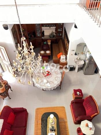 Hunian Elit LB 600m2 Siap Huni Desain Elegan di Bintaro, Tangerang Selatan Hunian Elit LB 600m2 Siap Huni Desain Elegan di Bintaro, Tangerang Selatan