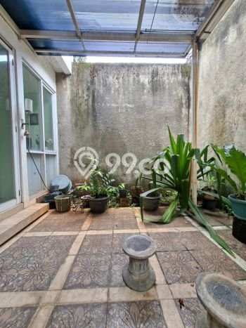 Ready to Use! Premium House LT 216m2 Desain Modern di Bintaro Ready to Use! Premium House LT 216m2 Desain Modern di Bintaro