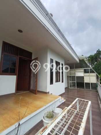 Ready to Use! Premium House LT 222m2 Desain Modern di Sektor 9-Bintaro Ready to Use! Premium House LT 222m2 Desain Modern di Sektor 9-Bintaro
