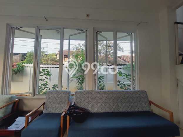 Rumah Luxury Modern Siap Huni di Bintaro Tangerang Selatan Rumah Luxury Modern Siap Huni di Bintaro Tangerang Selatan