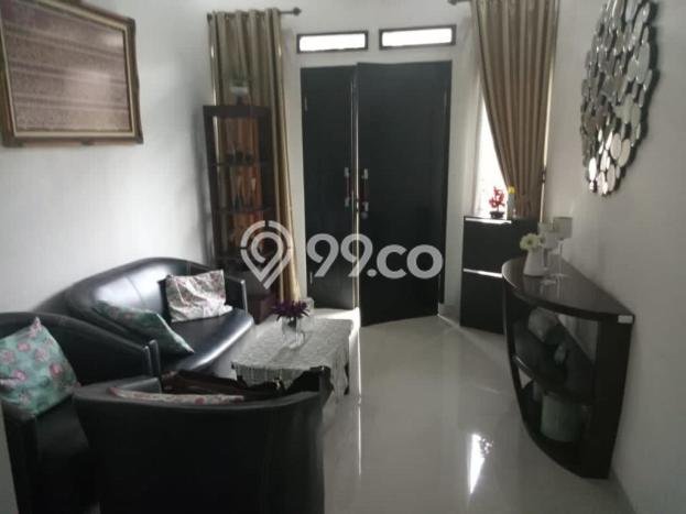 KESEMPATAN TERBAIK! Rumah Asri area Graha Raya Bintaro, LT 72m² Bangunan 120m² KESEMPATAN TERBAIK! Rumah Asri area Graha Raya Bintaro, LT 72m² Bangunan 120m²