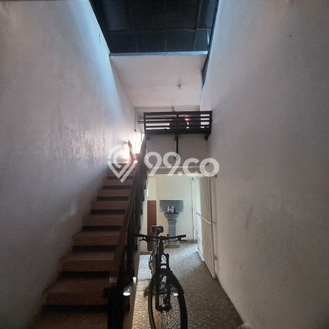 Siap Huni Hunian Elit 4 Kamar di Ciputat Dekat ke Mana Saja Siap Huni Hunian Elit 4 Kamar di Ciputat Dekat ke Mana Saja