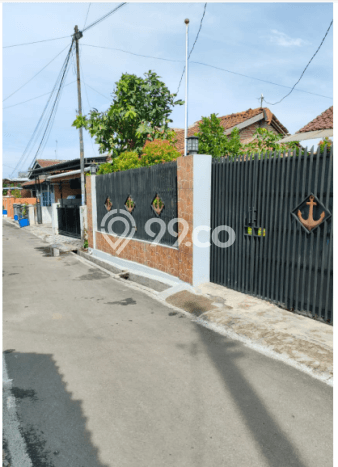 HARGA SPECIAL! Rumah Nyaman di Balapulang, Tegal, Luas 461m2m² Bangunan 250m2m² Bisa Nego! HARGA SPECIAL! Rumah Nyaman di Balapulang, Tegal, Luas 461m2m² Bangunan 250m2m² Bisa Nego!