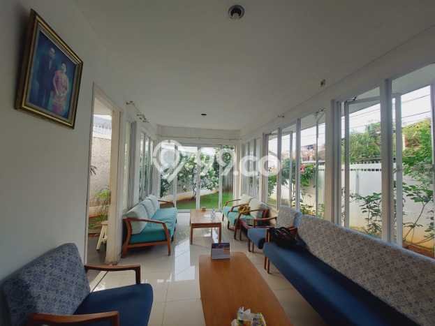 Rumah Luxury Modern Siap Huni di Bintaro Tangerang Selatan Rumah Luxury Modern Siap Huni di Bintaro Tangerang Selatan