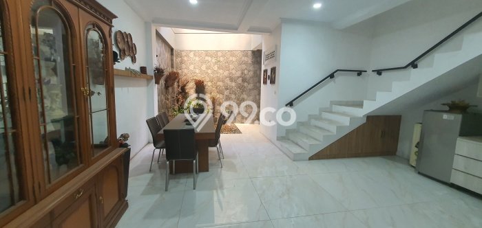 Unit Ruko Dijual di Astanaanyar Bandung Luas Bangunan 228m2 Unit Ruko Dijual di Astanaanyar Bandung Luas Bangunan 228m2