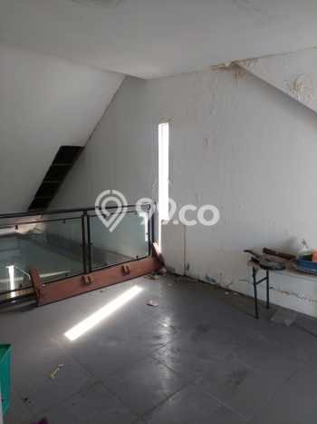 Siap Huni Rumah Mewah 3 Kamar di Kebayoran Lama Dekat ke Mana Pun Siap Huni Rumah Mewah 3 Kamar di Kebayoran Lama Dekat ke Mana Pun
