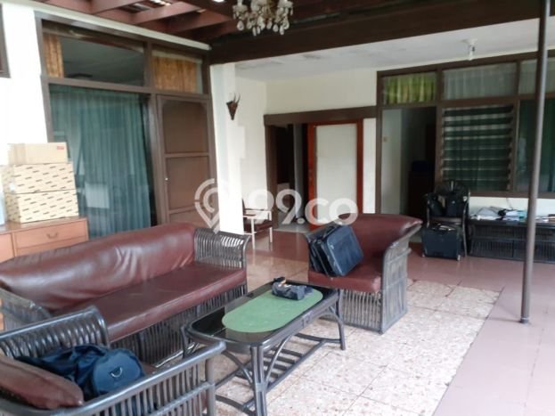 Rumah area Cidadap, Bandung, Luas 1243m² Bangunan 385m² Rumah area Cidadap, Bandung, Luas 1243m² Bangunan 385m²