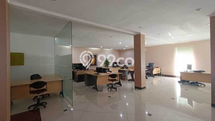 Dijual Hunian Mewah dengan Fasilitas Sekitar Lengkap di Citra Grand, Jakarta Timur Dijual Hunian Mewah dengan Fasilitas Sekitar Lengkap di Citra Grand, Jakarta Timur