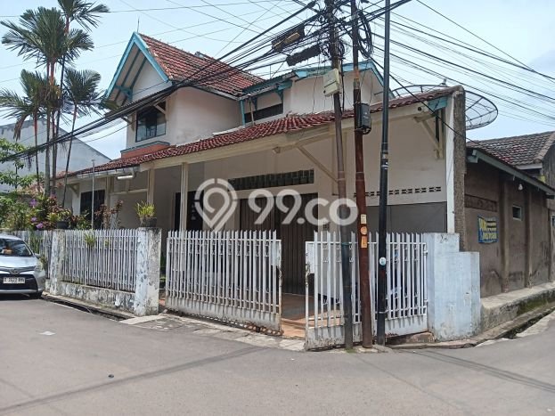 Rumah Elit LB 276m2 Siap Pakai Desain Elegan di Gatot Subroto, Bandung Rumah Elit LB 276m2 Siap Pakai Desain Elegan di Gatot Subroto, Bandung