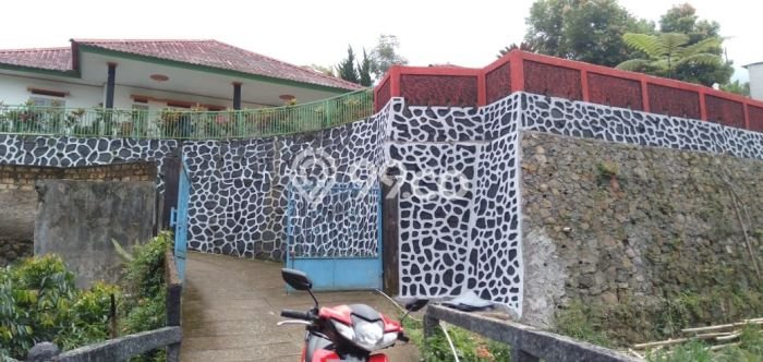 Rumah Eksklusif Dijual LT 1000m2 di Cisarua, Bogor Rumah Eksklusif Dijual LT 1000m2 di Cisarua, Bogor