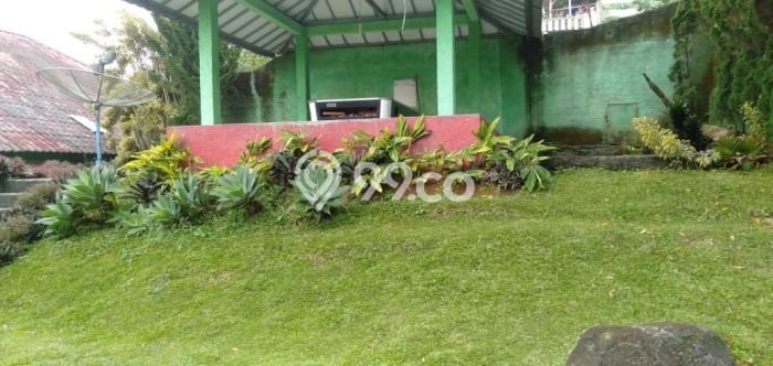 Rumah Eksklusif Dijual LT 1000m2 di Cisarua, Bogor Rumah Eksklusif Dijual LT 1000m2 di Cisarua, Bogor