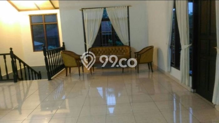 Rumah Eksklusif Dijual LT 1000m2 di Cisarua, Bogor Rumah Eksklusif Dijual LT 1000m2 di Cisarua, Bogor