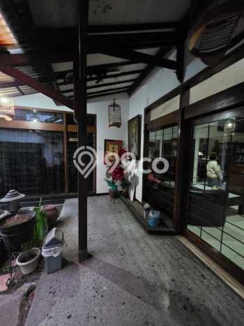For Sale Hunian Elegan Klasik di Bandung For Sale Hunian Elegan Klasik di Bandung