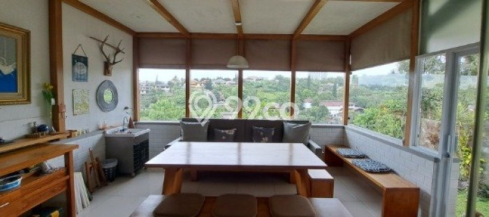 Hunian Elit LB 400m2 Siap Huni Desain Elegan di ciumbuleuit, Bandung Hunian Elit LB 400m2 Siap Huni Desain Elegan di ciumbuleuit, Bandung
