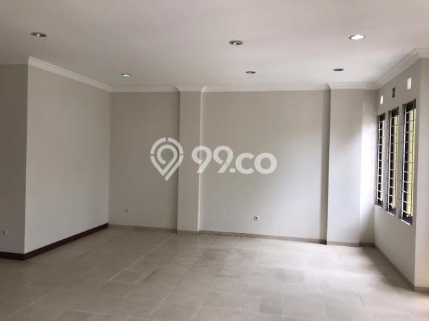 Ruko Kawasan BKR, Luas 300m², Jalan Strategis, Siap Operasional Ruko Kawasan BKR, Luas 300m², Jalan Strategis, Siap Operasional