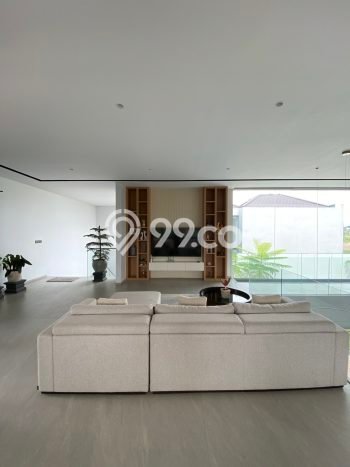Ready to Use! Luxury House LT 700m2 Desain Elegan di Kota Baru Parahyangan Ready to Use! Luxury House LT 700m2 Desain Elegan di Kota Baru Parahyangan