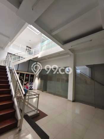 Unit Komersial Tersedia di Geger Kalong Spesifikasi LB 1000m2 Unit Komersial Tersedia di Geger Kalong Spesifikasi LB 1000m2