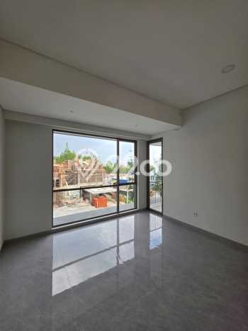 For Sale! Premium House LT 260m2 Desain Elegan di Pondok Hijau For Sale! Premium House LT 260m2 Desain Elegan di Pondok Hijau