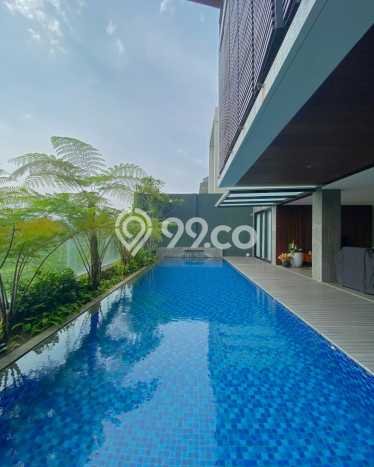 Ready to Use! Luxury House LT 775m2 Desain Elegan di Kota Baru Parahyangan Ready to Use! Luxury House LT 775m2 Desain Elegan di Kota Baru Parahyangan