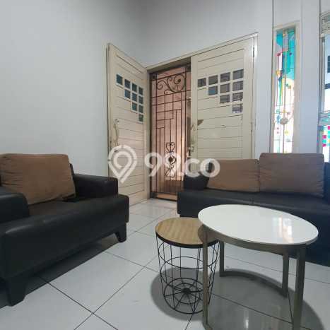 Rumah di Astanaanyar, LT 680m2m², LB 850m2m² Rumah di Astanaanyar, LT 680m2m², LB 850m2m²