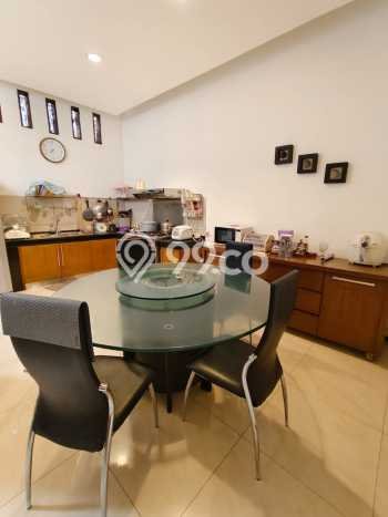 Rumah Mewah Dijual LT 210m2 di Batununggal, Bandung Rumah Mewah Dijual LT 210m2 di Batununggal, Bandung