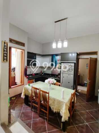 Dijual Rumah Luas Elegan Dengan View Eksklusif di Geger Kalong, Bandung Dijual Rumah Luas Elegan Dengan View Eksklusif di Geger Kalong, Bandung