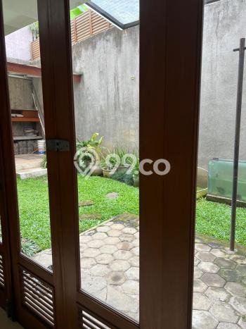 Rumah Elit Modern Tanpa Renovasi di Setra Duta Bandung Rumah Elit Modern Tanpa Renovasi di Setra Duta Bandung